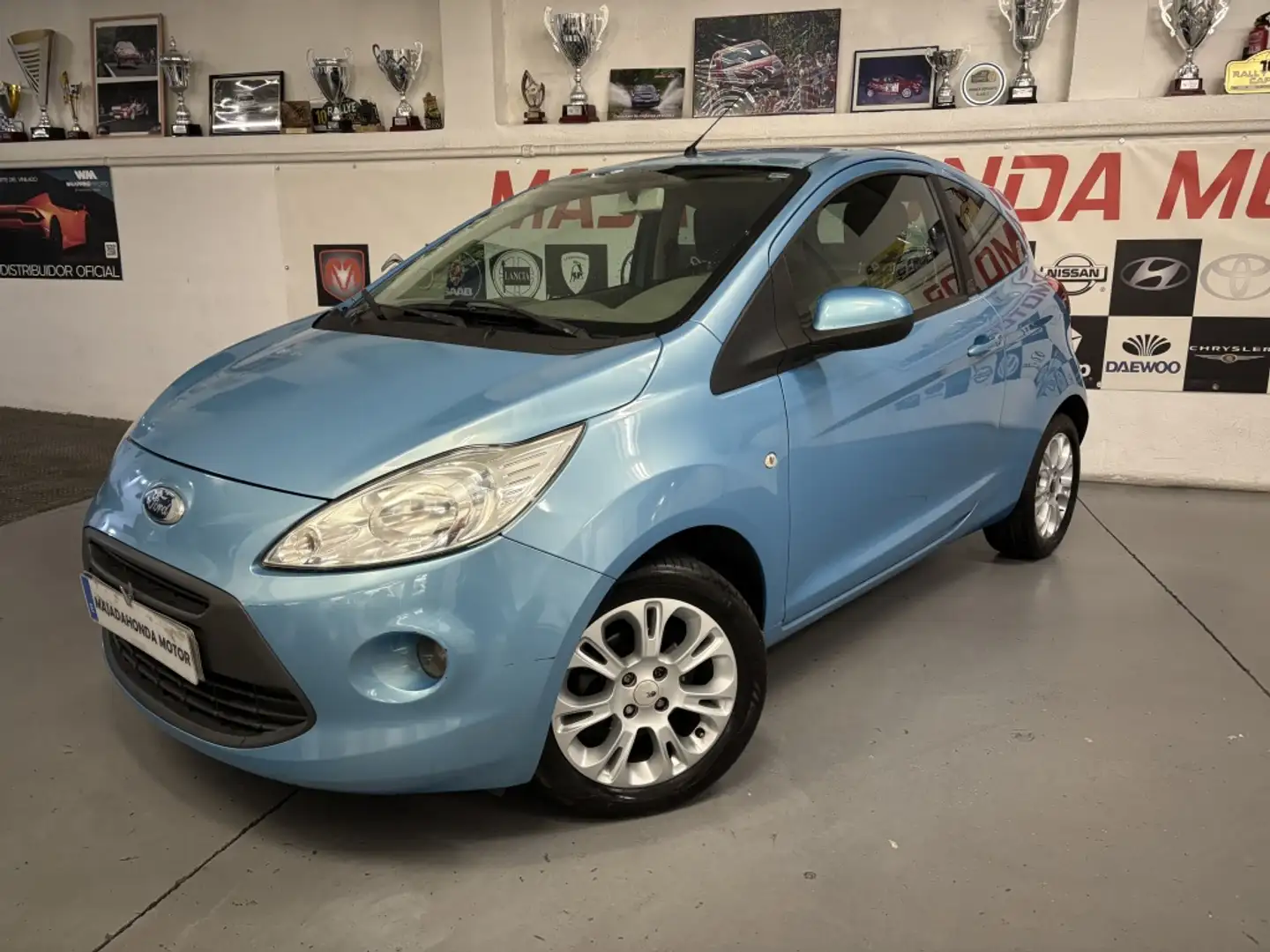 Ford Ka/Ka+ 1.20 Titanium Azul - 1