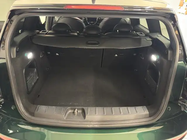 Mini Hatch view 14