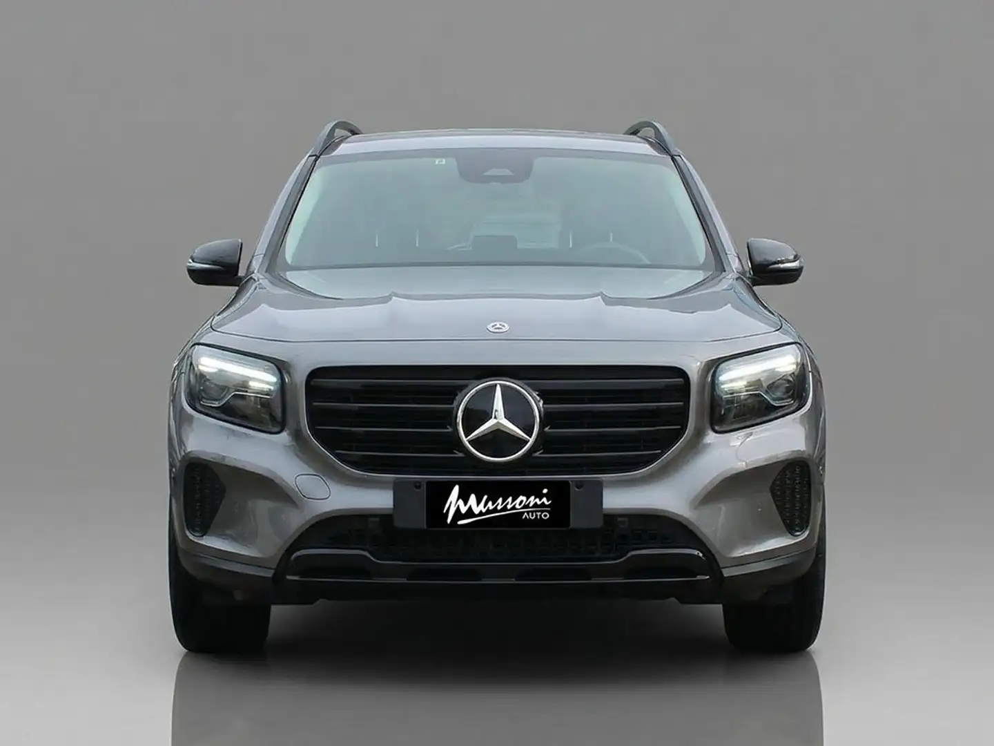 Mercedes-Benz GLB 200 d Advanced auto Grau - 2