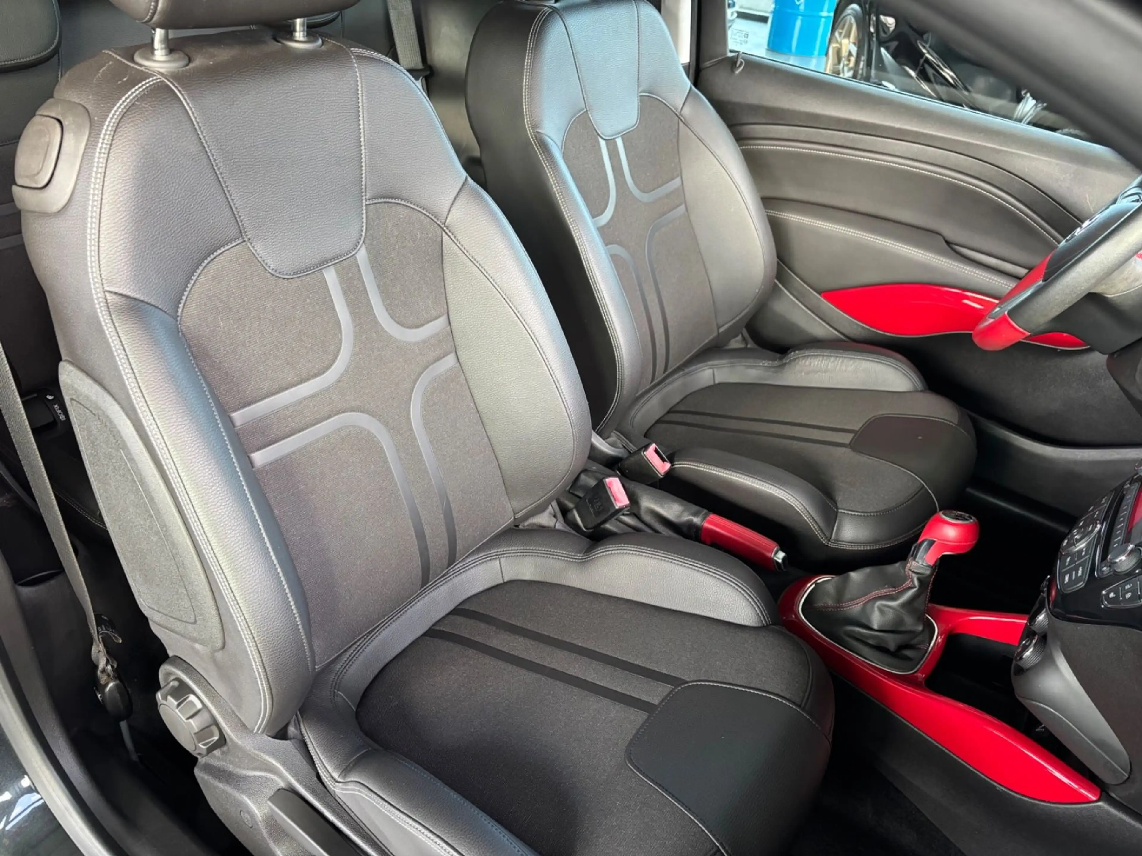 Opel Adam Slam aus 1. Hd. Allwetter - LPG — photo 8