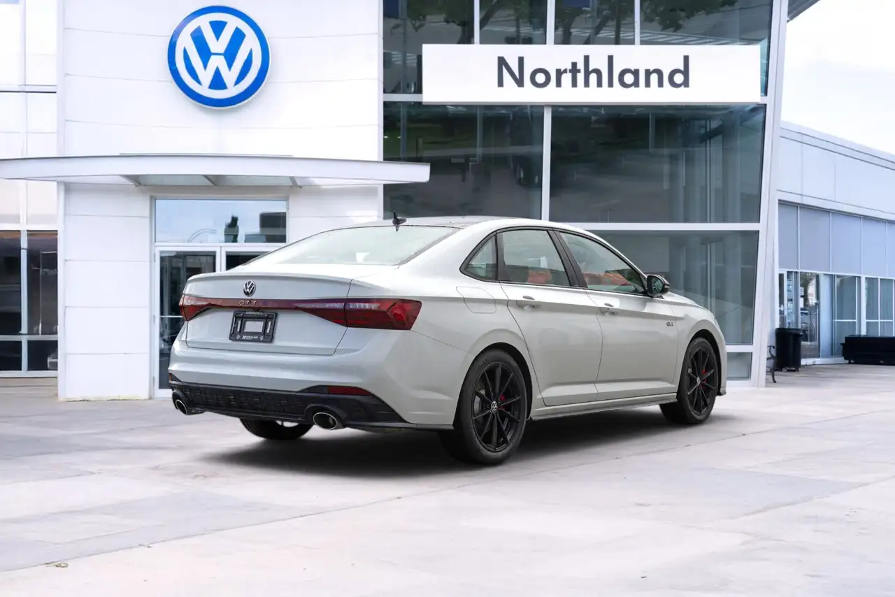 Volkswagen Jetta снимка Volkswagen Jetta
