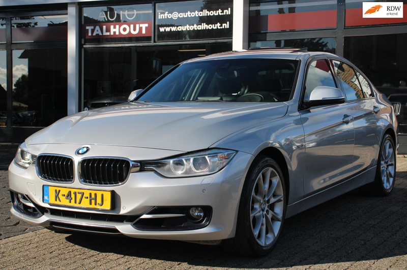 BMW 335 3-serie 335i xDrive High Executive | Sportstoelen