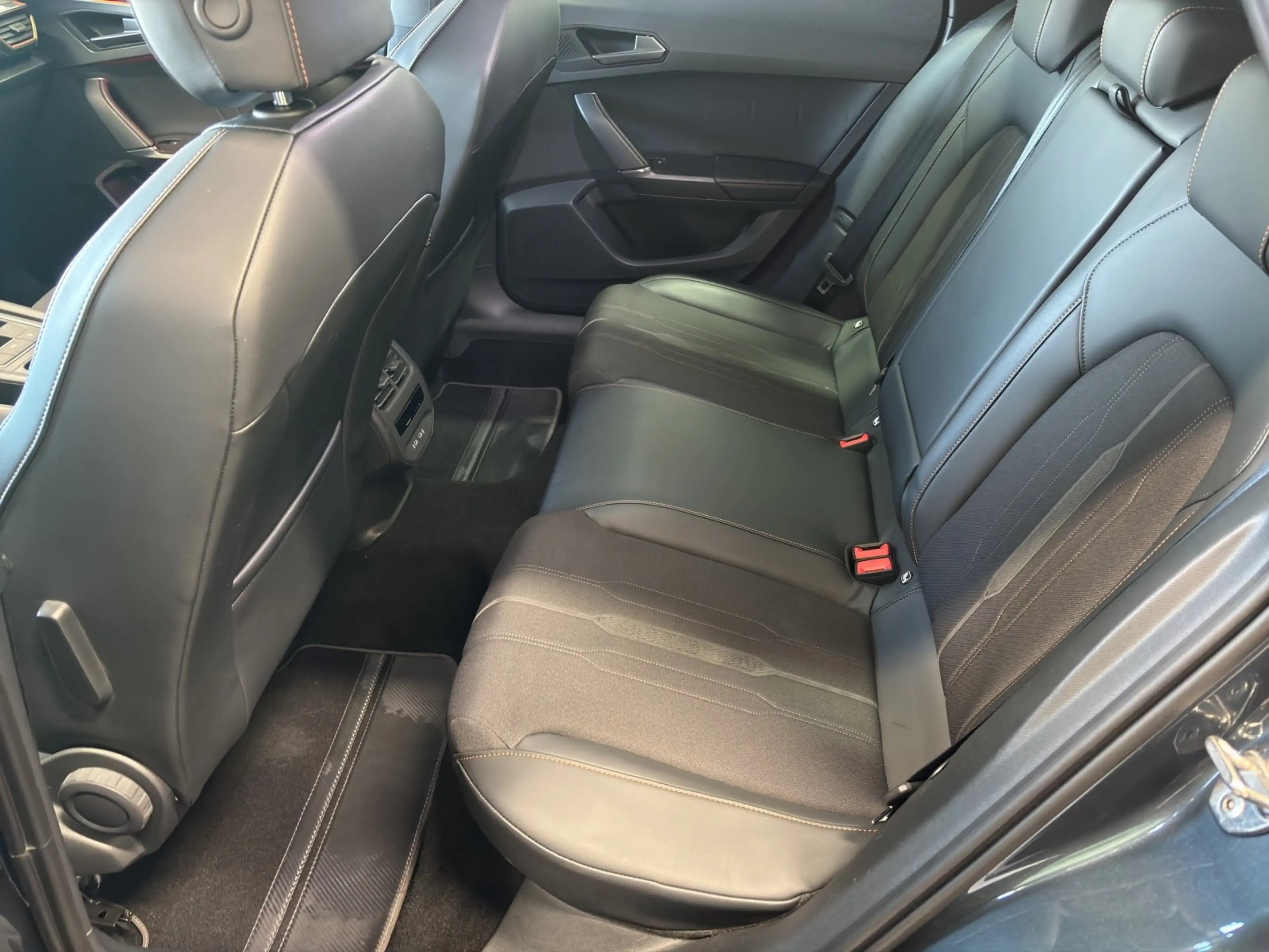 CUPRA Formentor 2.0 TSI DSG 4Drive | NAVI | LED | AHK — photo 11