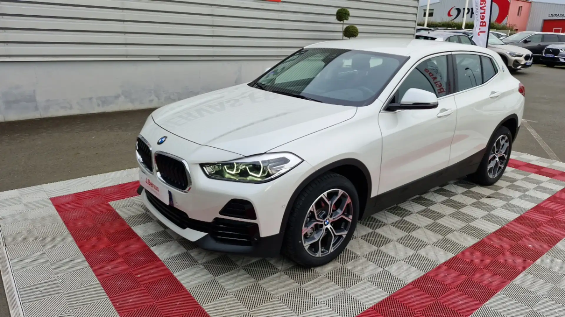 BMW X2 F39 SDRIVE 18I 136 CH BVM6 BUSINESS DESIGN Blanc - 2