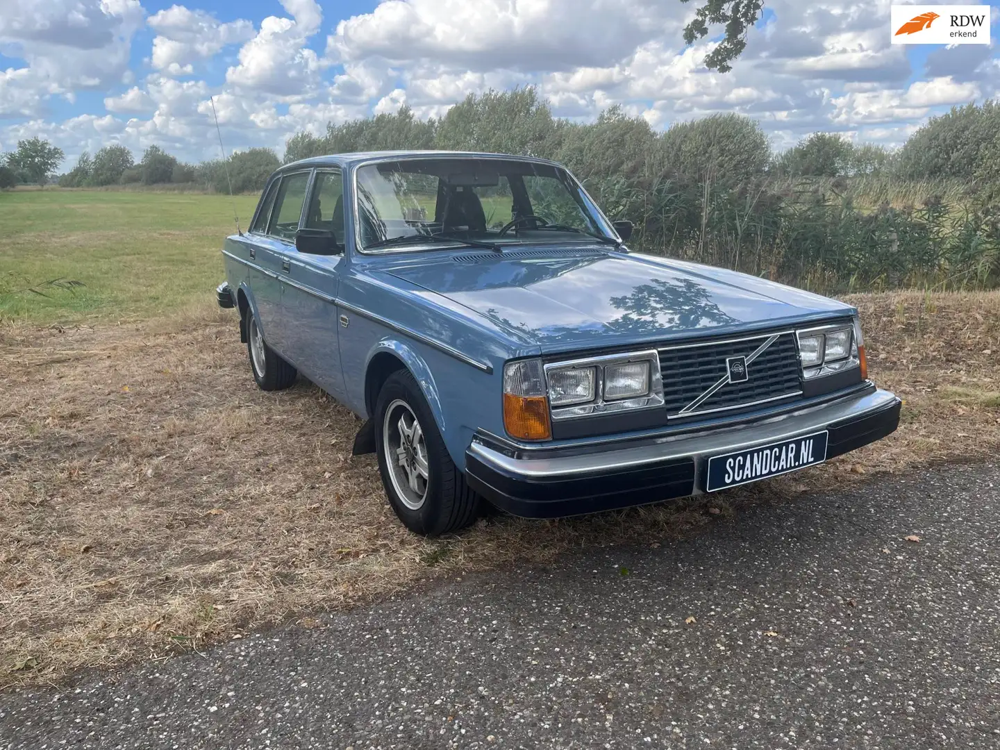 Volvo 244 2.1 GLE automaat Blau - 1