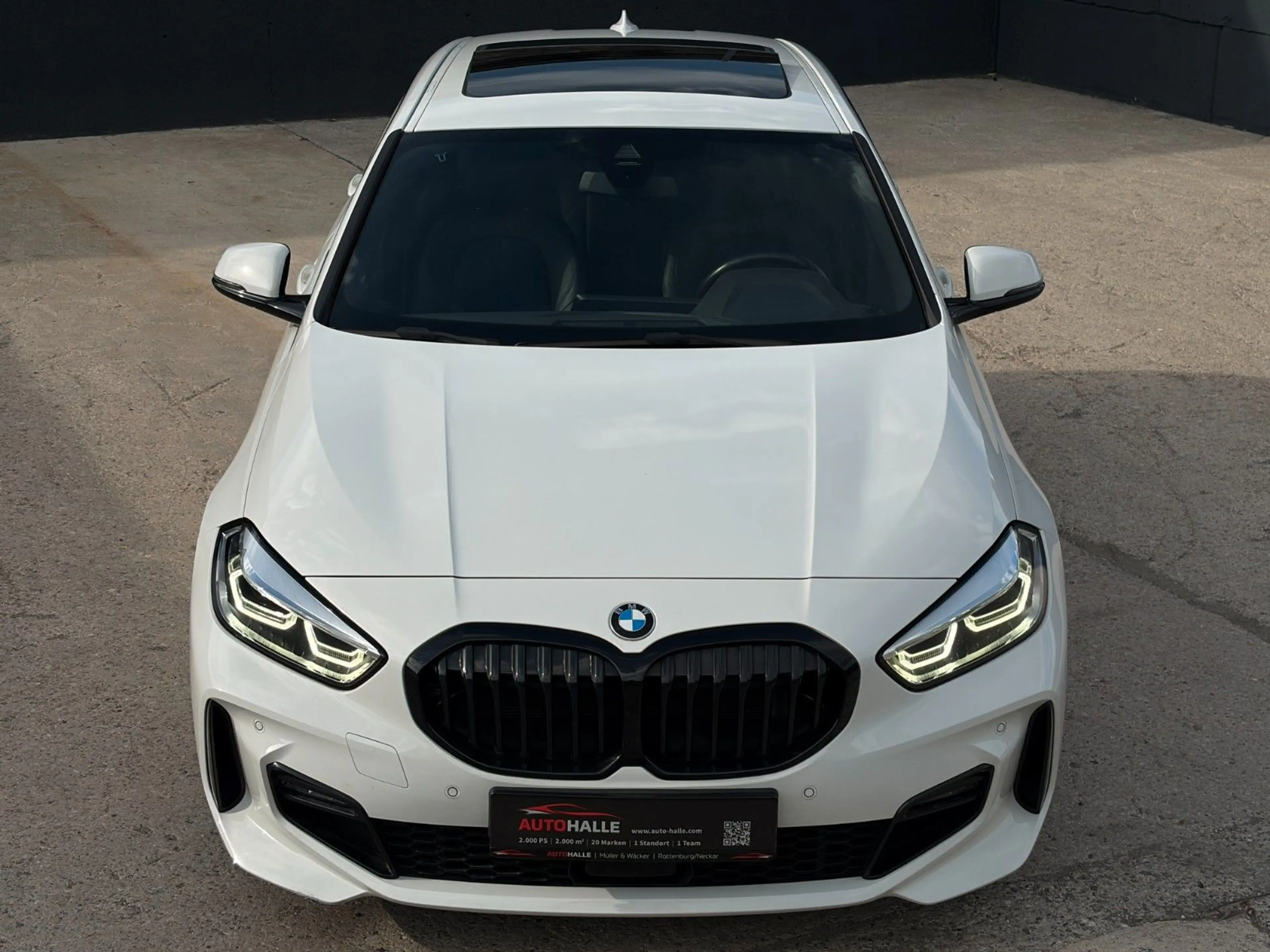 BMW 118 i M Sport Autom PANO TEMP SHZ PDC LED CarPlay — photo 5