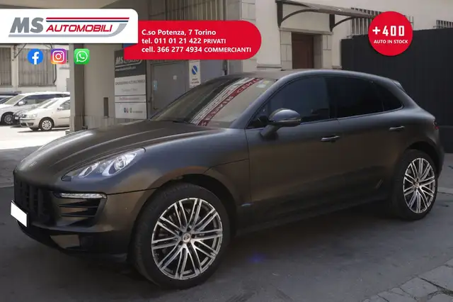 Porsche Macan view 12