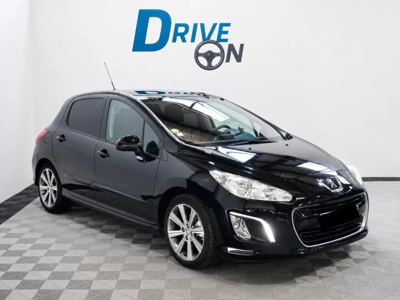 Peugeot 308 1.6 e-HDi - 112ch - Boite auto