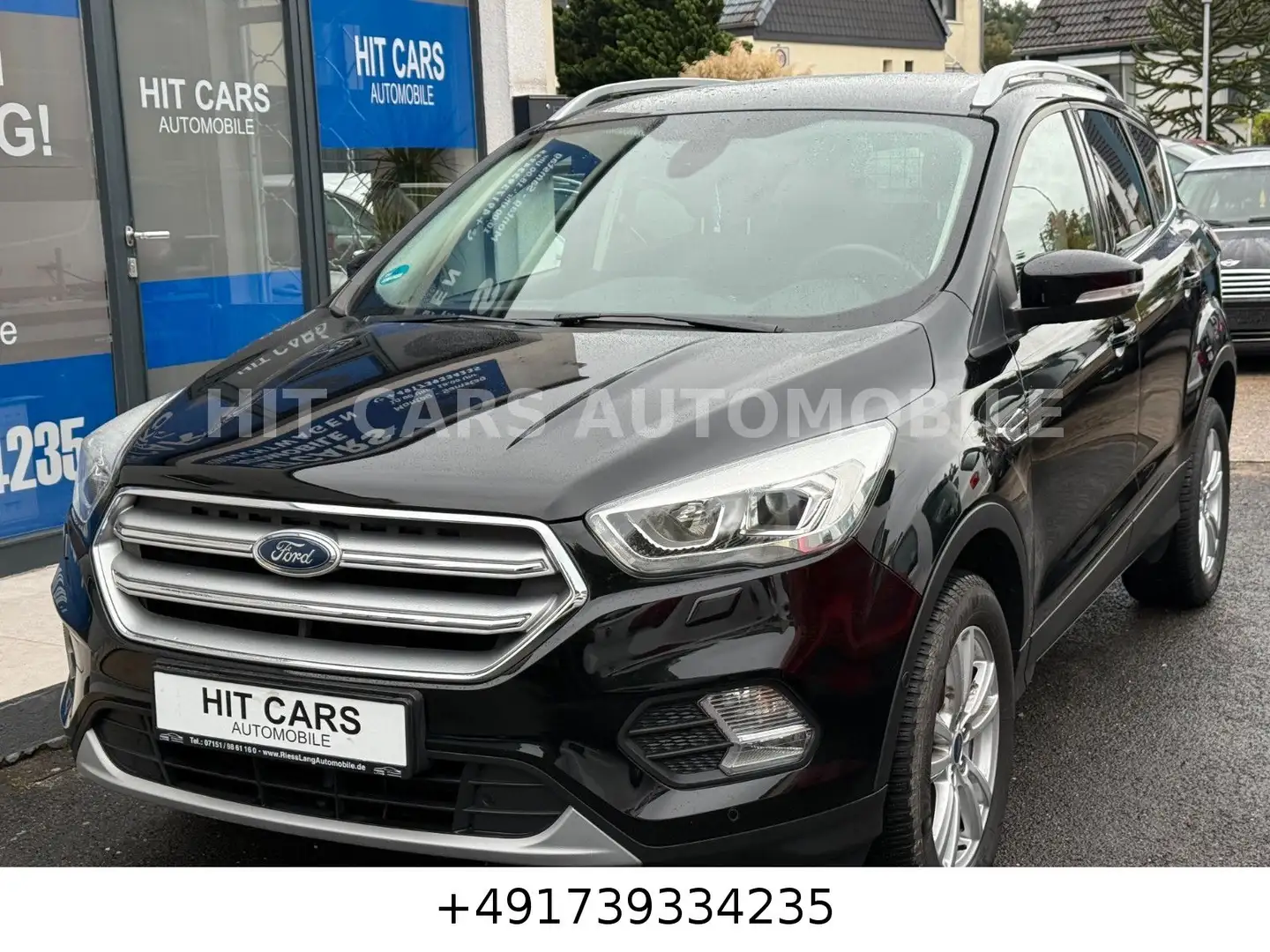 Ford Kuga Schwarz - 1
