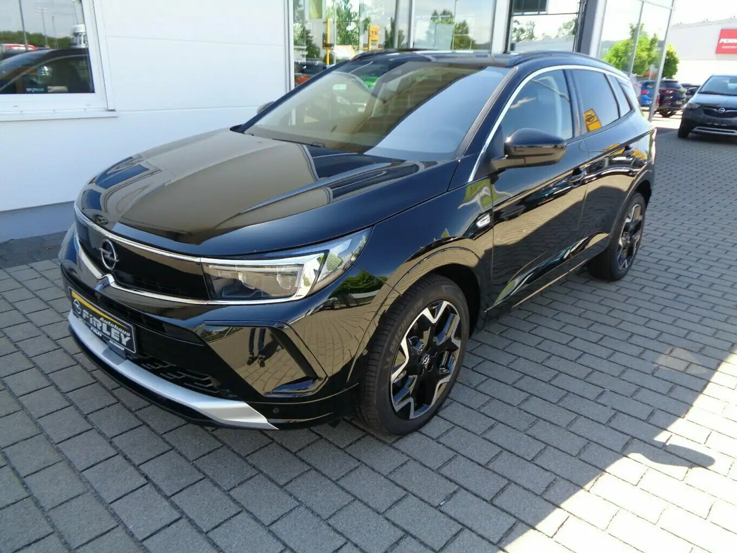 Opel Grandland Ultimate Negro - 2