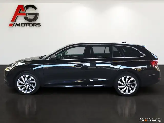 Skoda Octavia view 8