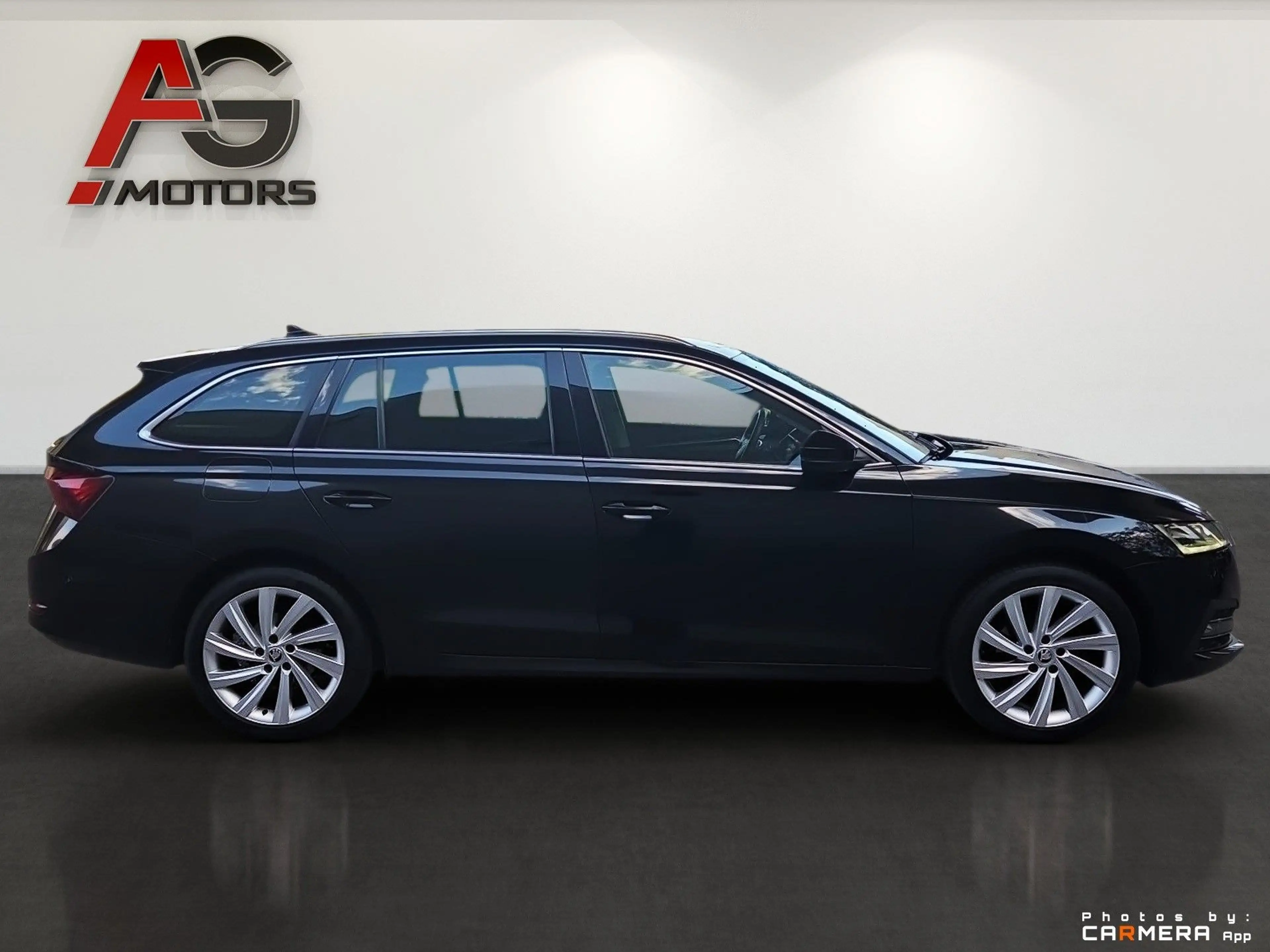 Skoda Octavia Combi 2,0 TDI Style DSG/LED/Kamera/Navi/AHK/1.Bes — photo 4