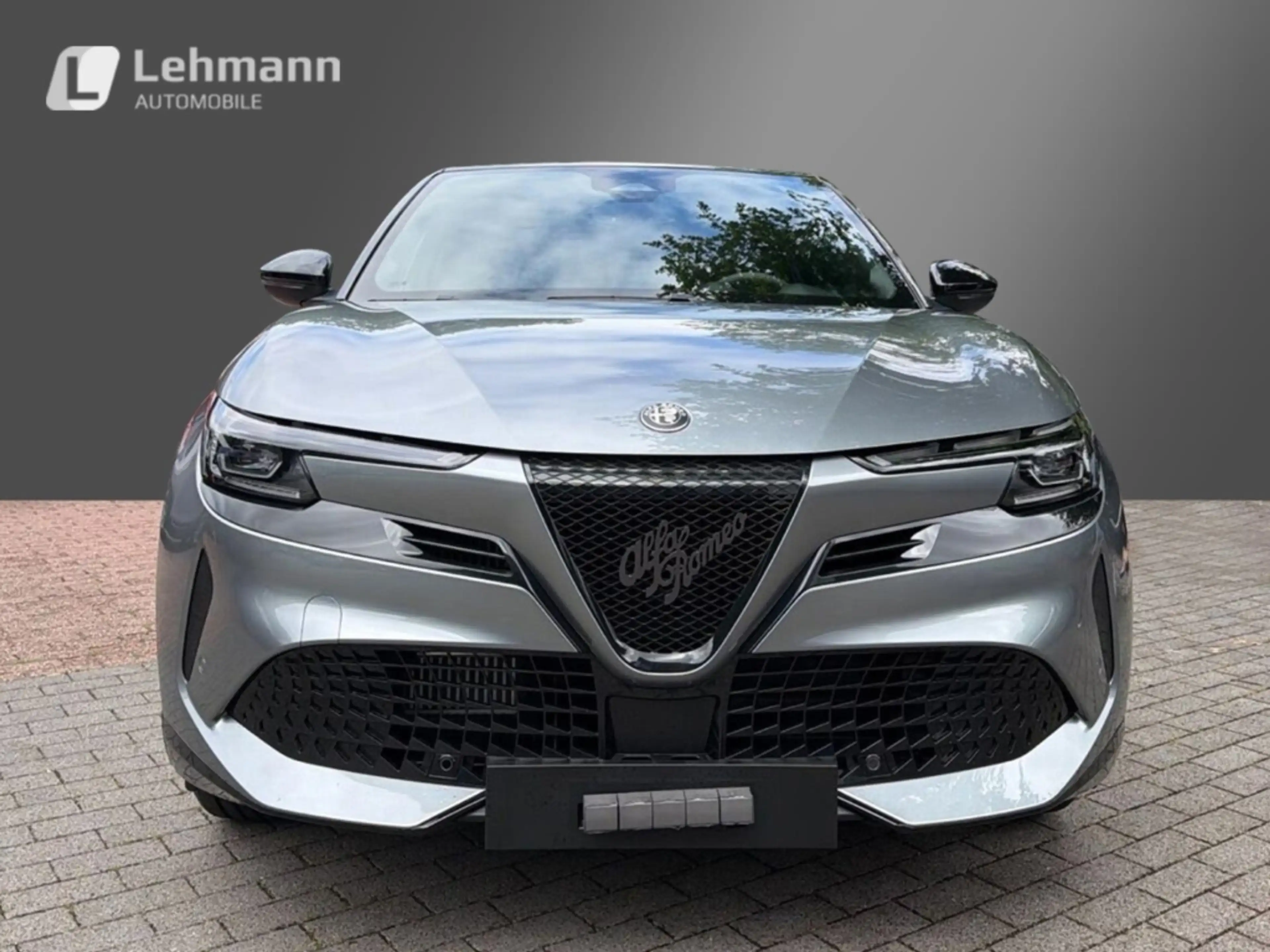 Alfa Romeo Junior Ibrida TI 1,2 VGT 107kW MY26-Panoramadach — photo 2