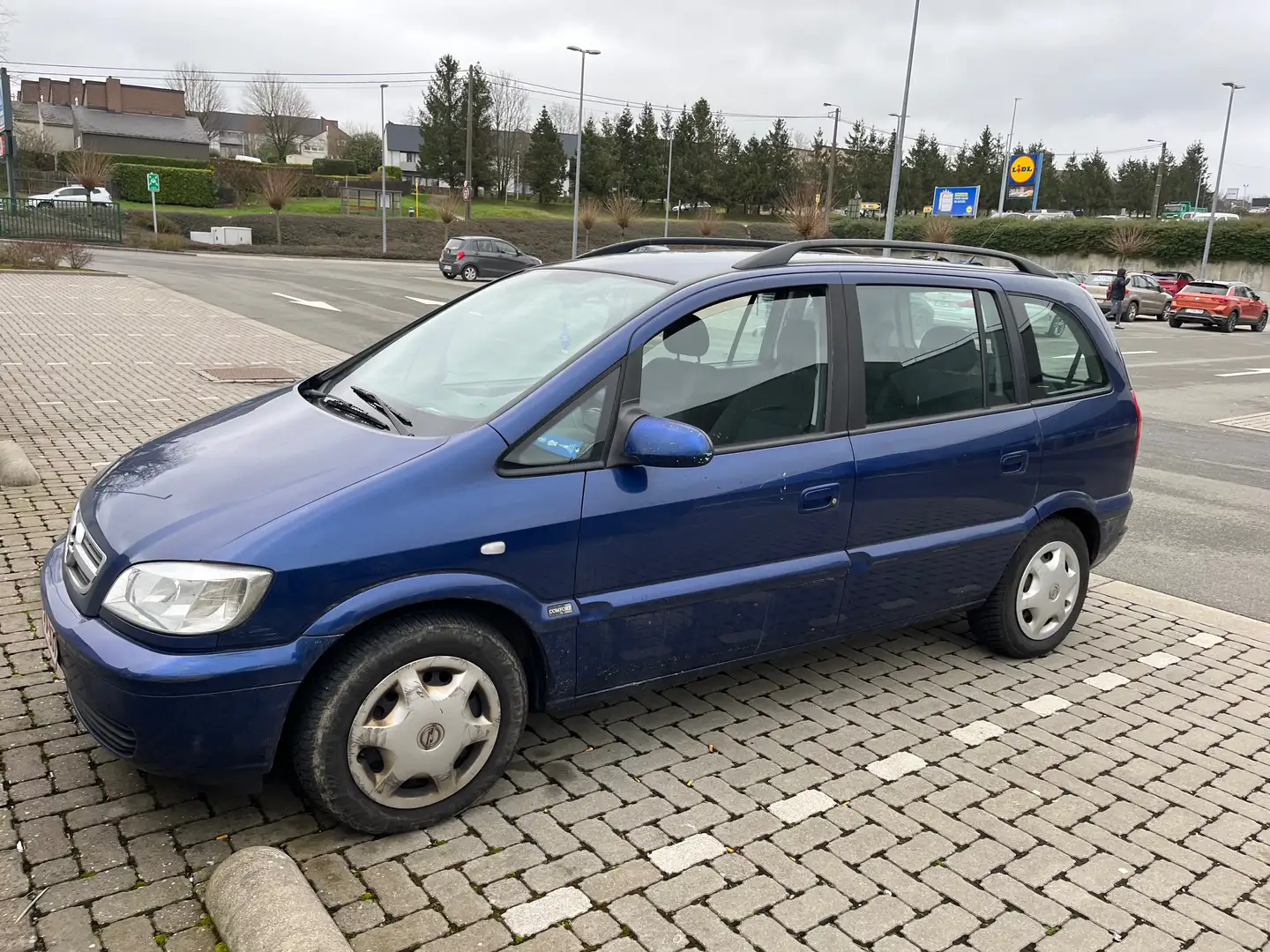Opel Zafira Opel Zafira comfort 1,6 Bleu - 2