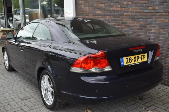 Volvo C70 view 18