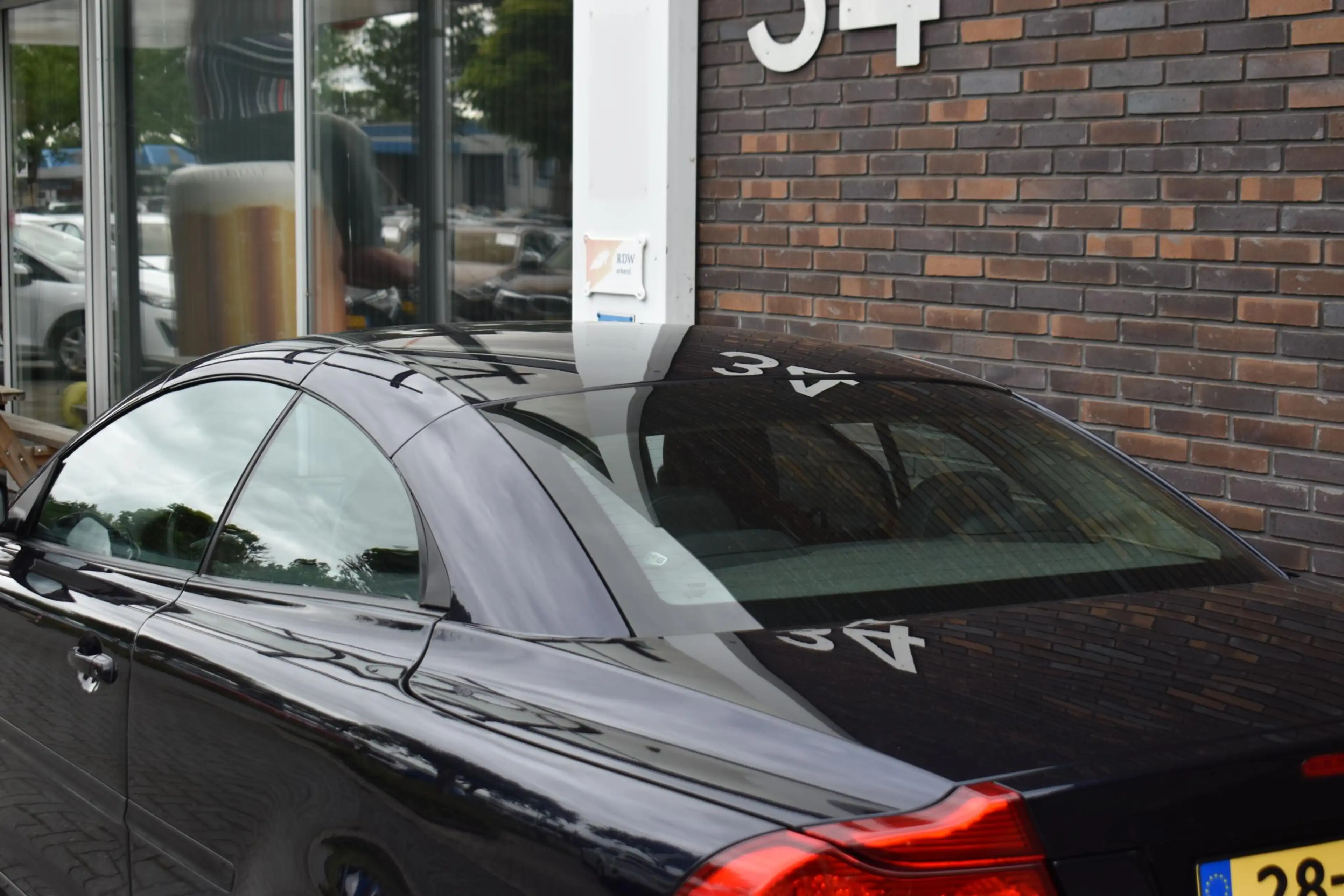 Volvo C70 Convertible 2.4 ECC LMV CRUISE ORIG. NL AUTO — photo 17