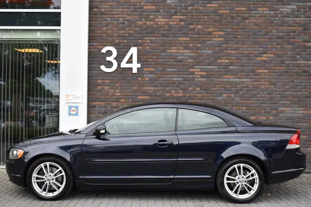 Volvo C70 view 14