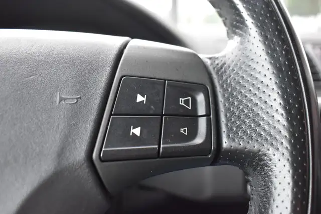 Volvo C70 view 22