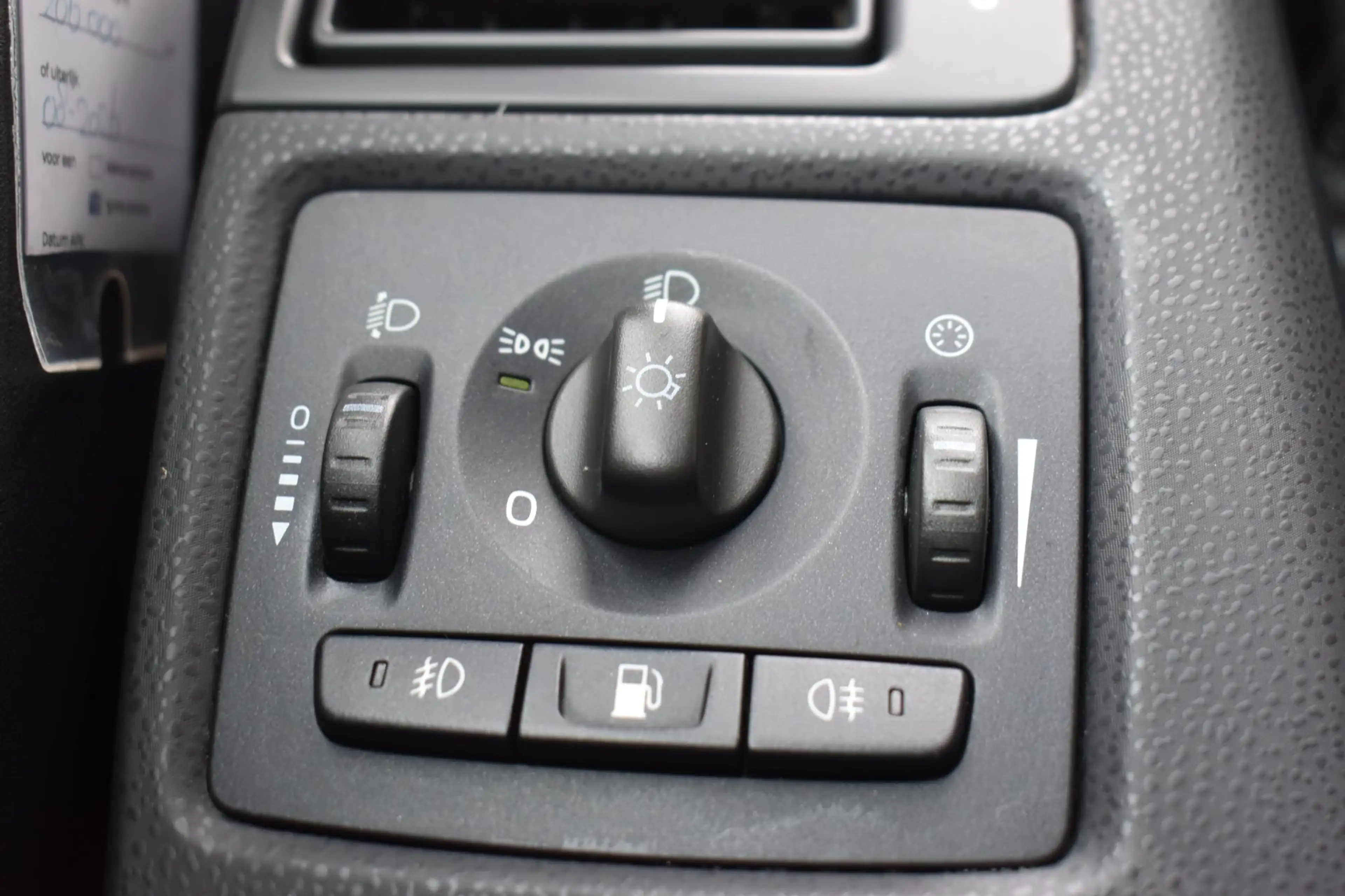 Volvo C70 Convertible 2.4 ECC LMV CRUISE ORIG. NL AUTO — photo 24