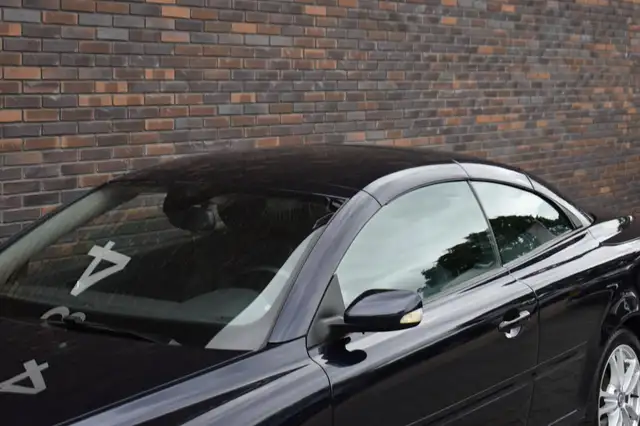 Volvo C70 view 15