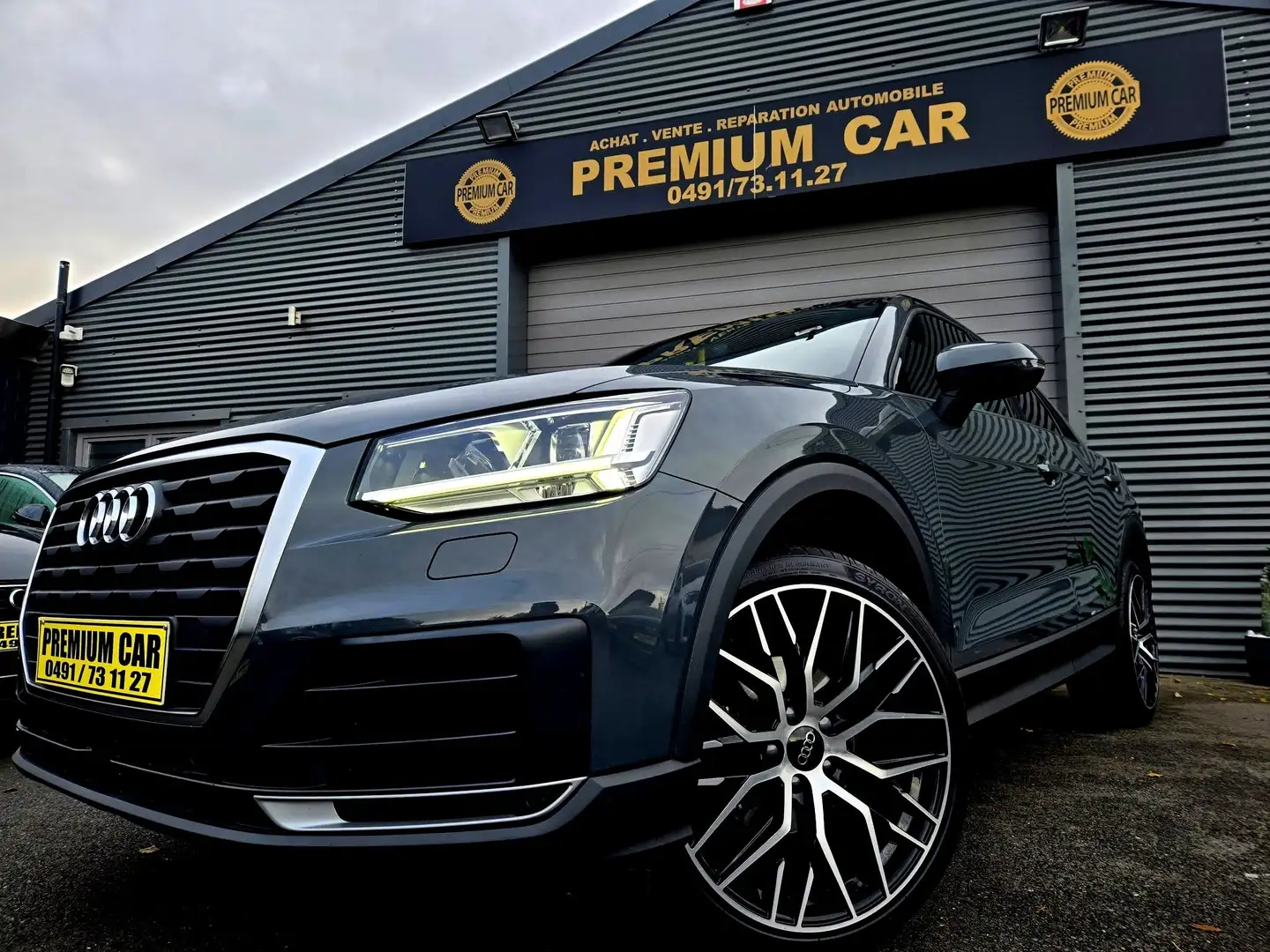 Audi Q2 🔺Q2 LOOK S LINE MATRIX GRIS NARDO🔺 Grau - 1