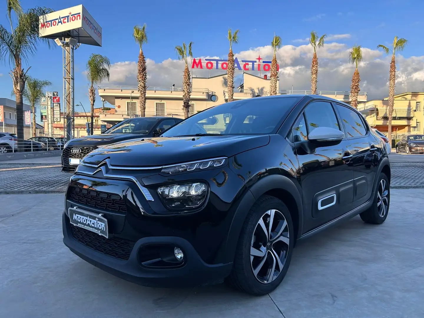 Citroen C3 1.2 puretech Shine s&s 83cv Nero - 1