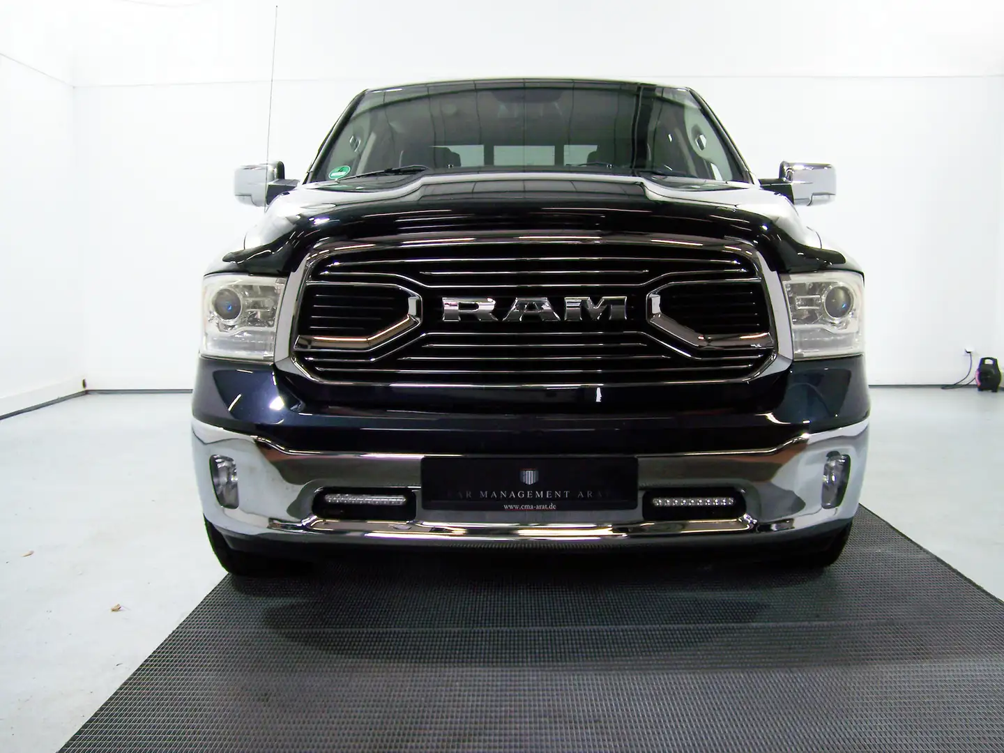 Dodge RAM 1500 5.7 HEMI LARAMIE 4x4 PRINS LUFT+NAV+KAM Schwarz - 2