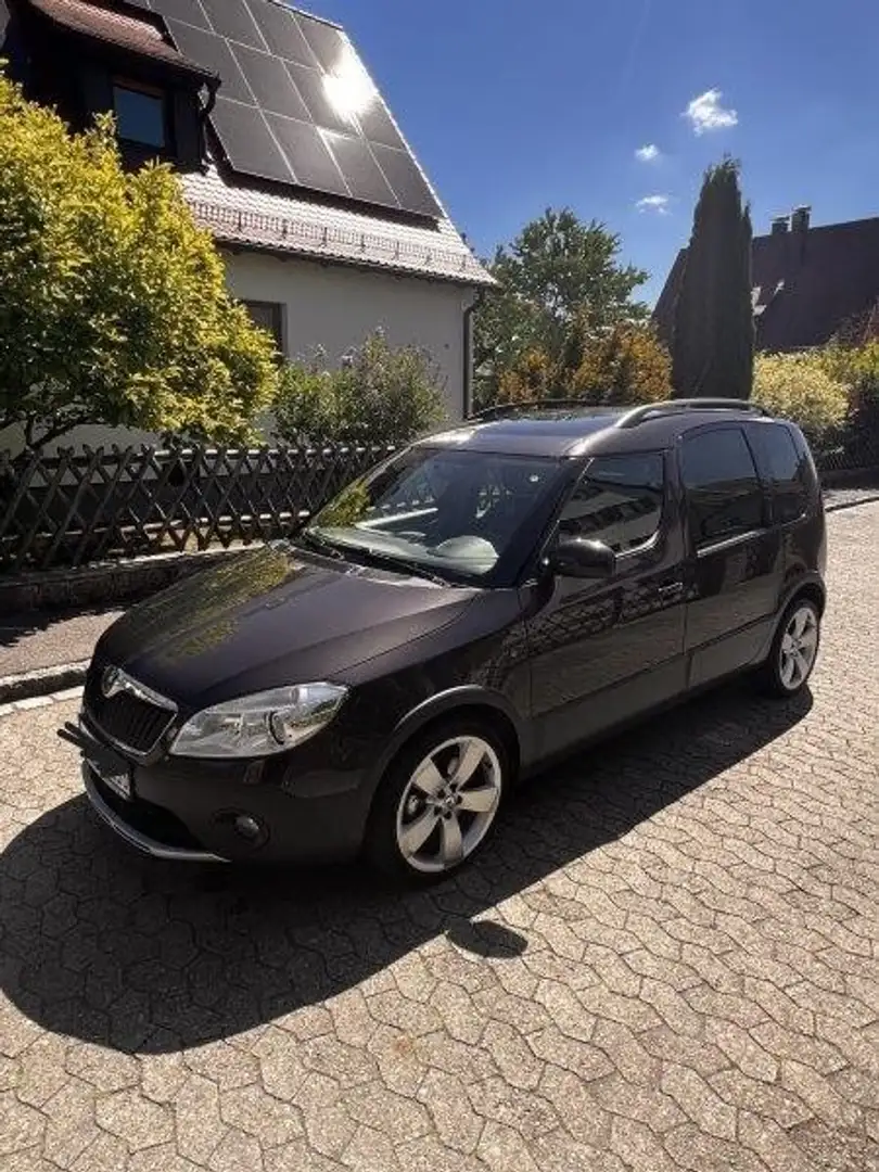 Skoda Roomster Scout Plus Edition Braun - 2