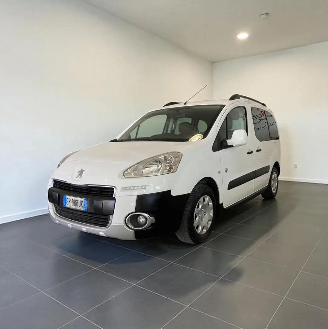 Peugeot Partner Tepee 1.6 HDi 115CV Outdoor Blanc - 2