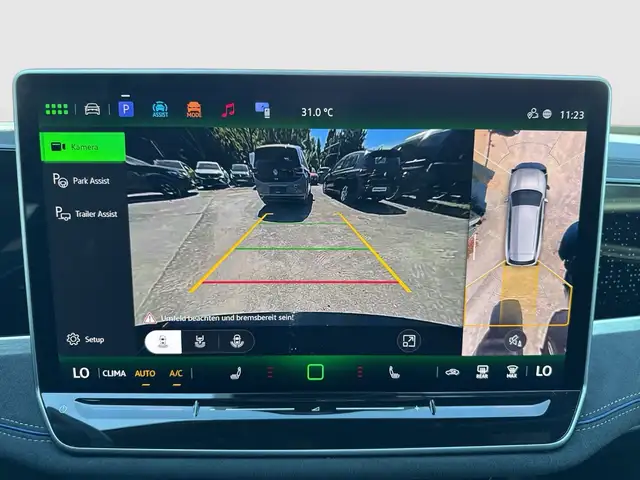 Volkswagen Passat view 11