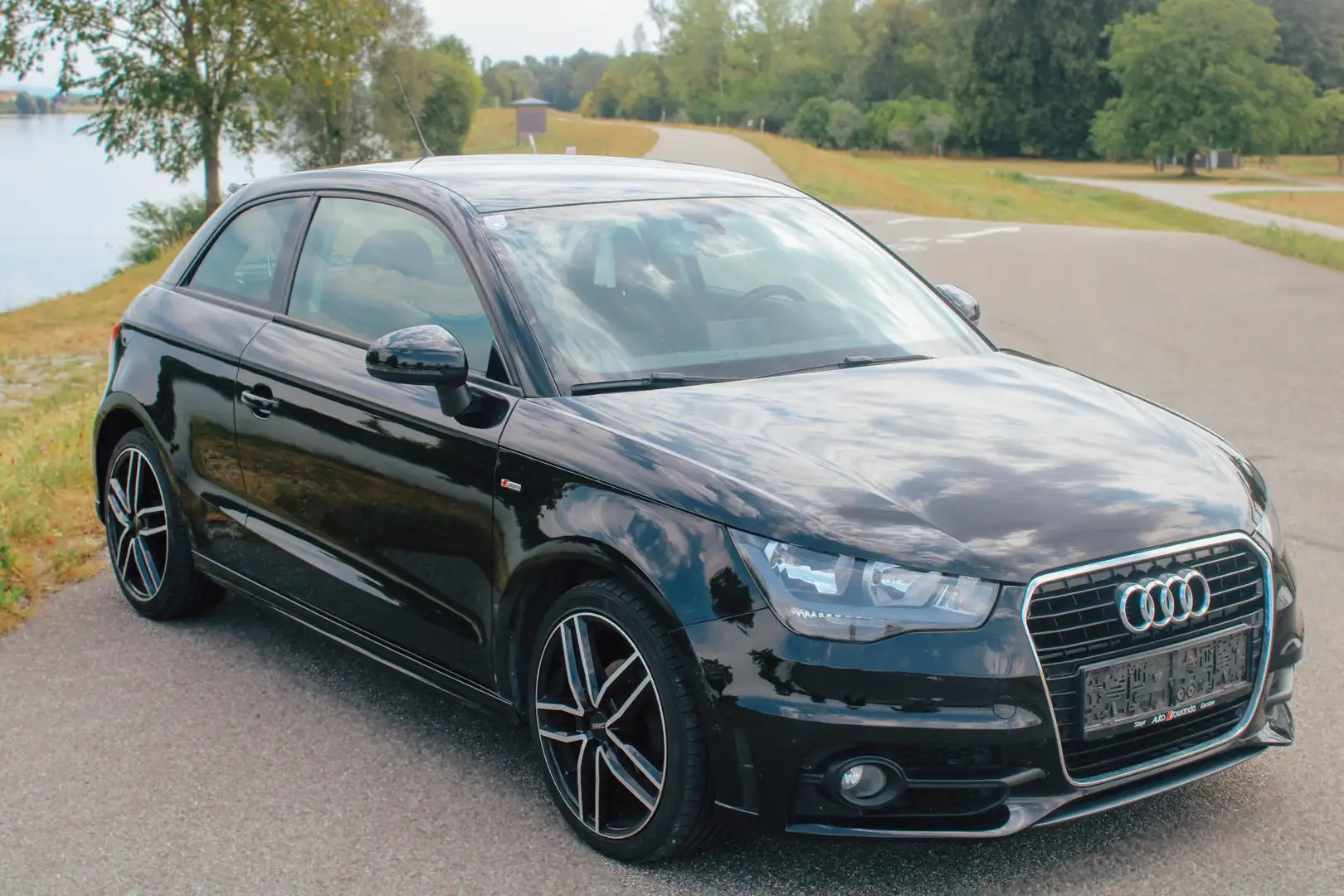 Audi A1 1.2 TFSI S line Sportpaket Beauty & Beast - 1