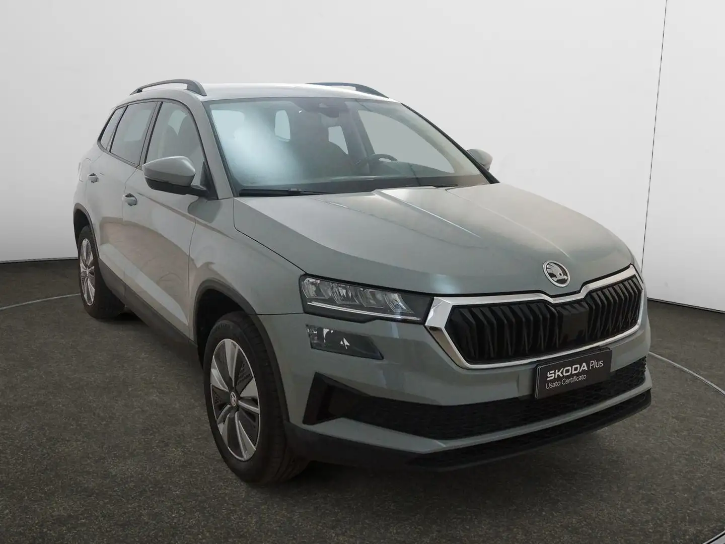 Skoda Karoq 2.0 TDI EVO SCR 115 CV DSG Executive Grigio - 1