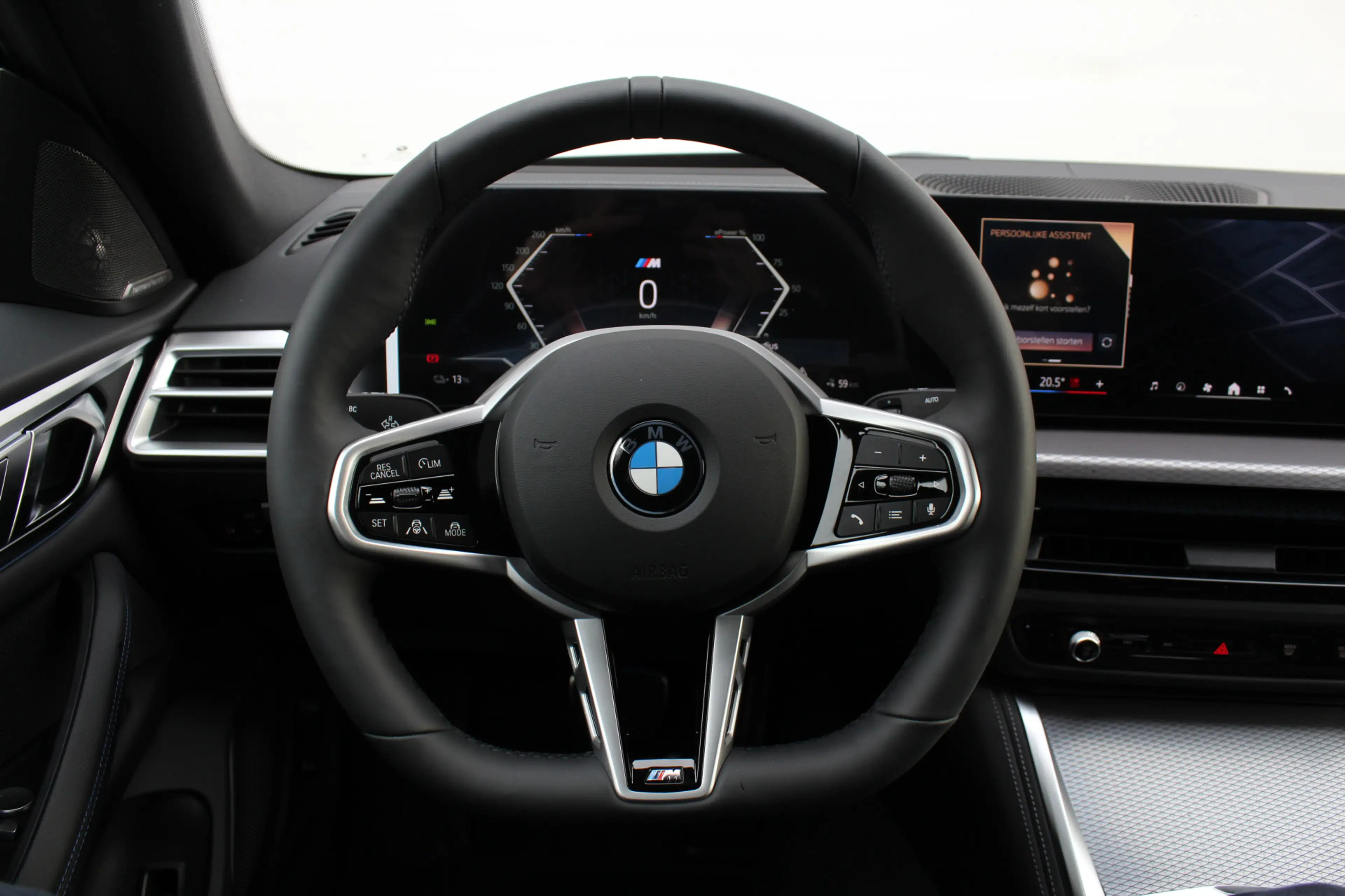 BMW i4 xDrive40 Gran Coupé M Sport / Schuif-kanteldak / T — photo 3