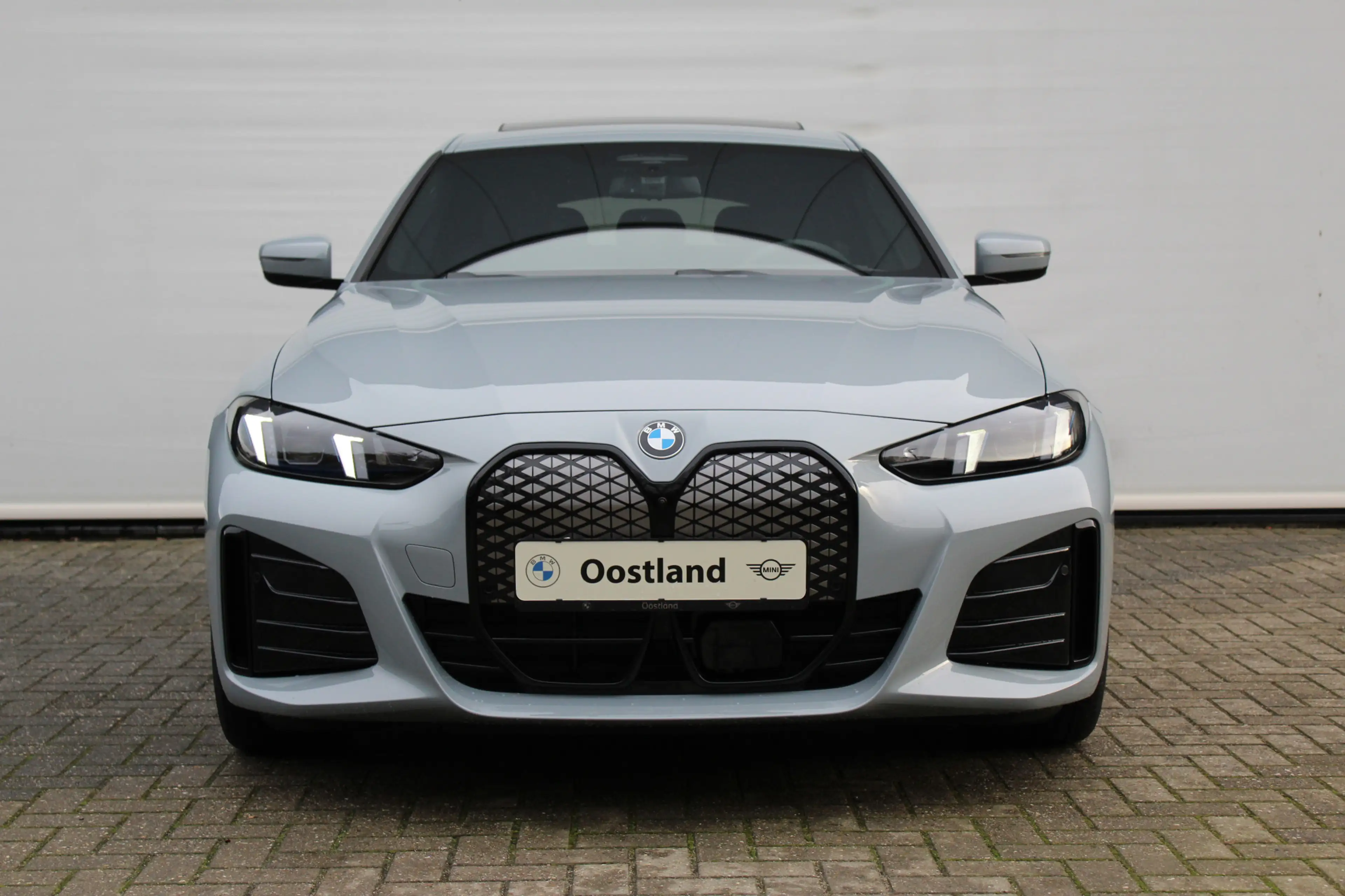 BMW i4 xDrive40 Gran Coupé M Sport / Schuif-kanteldak / T — photo 2