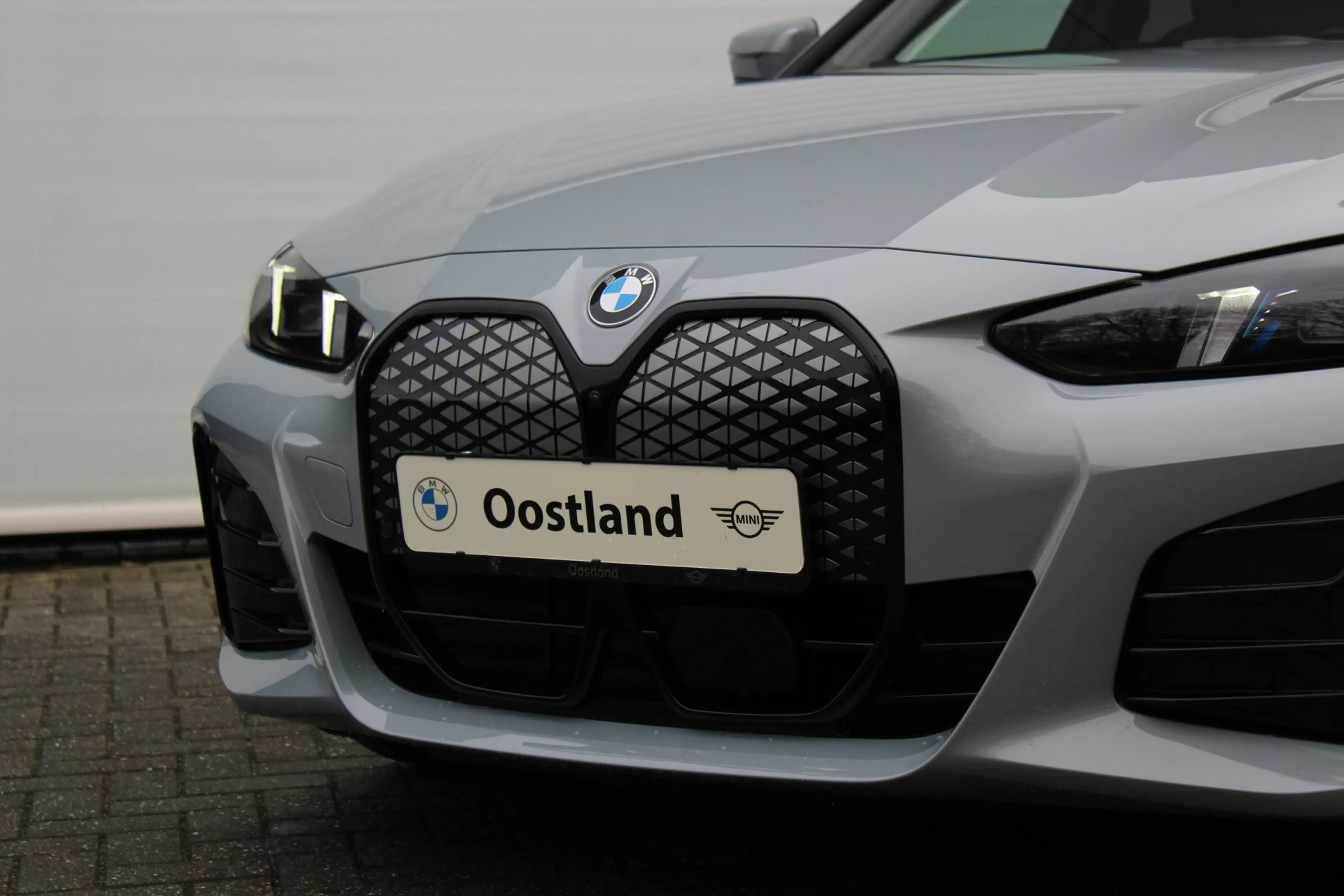 BMW i4 xDrive40 Gran Coupé M Sport / Schuif-kanteldak / T — photo 10