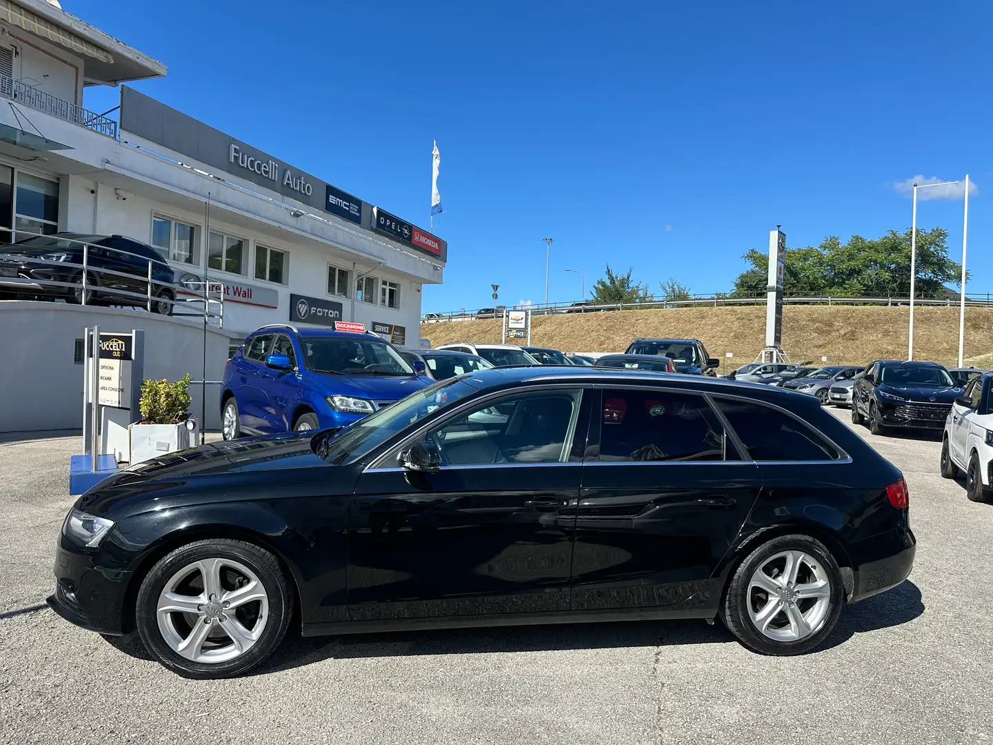 Audi A4 2.0 tdi Advanced 150cv multitronic E6 Zwart - 2