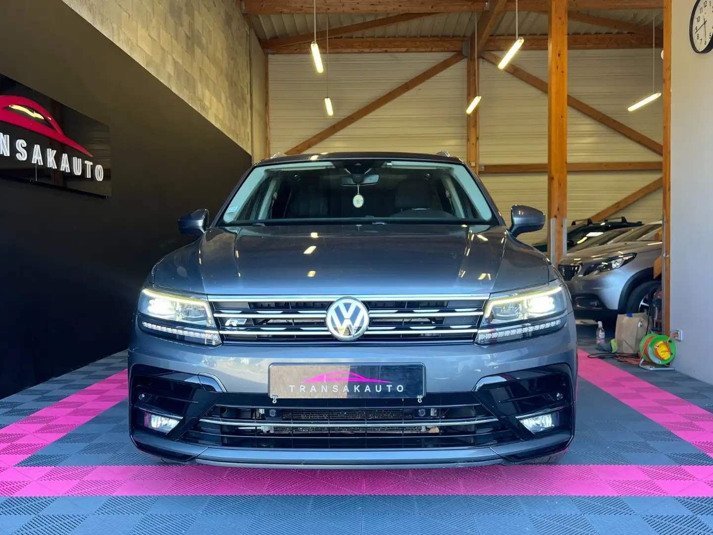 Volkswagen Tiguan Carat Grau - 2