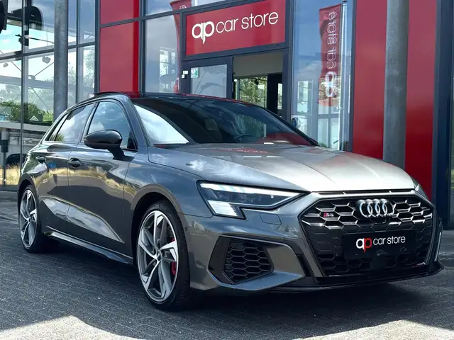 Audi A3 view 3