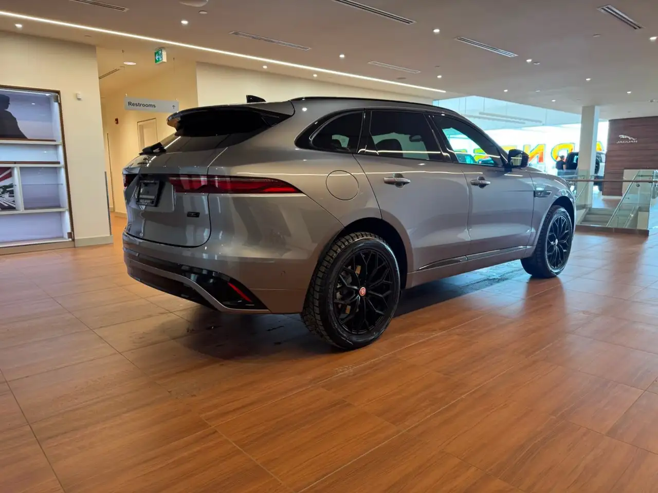 Jaguar F-Pace снимка Jaguar F-Pace