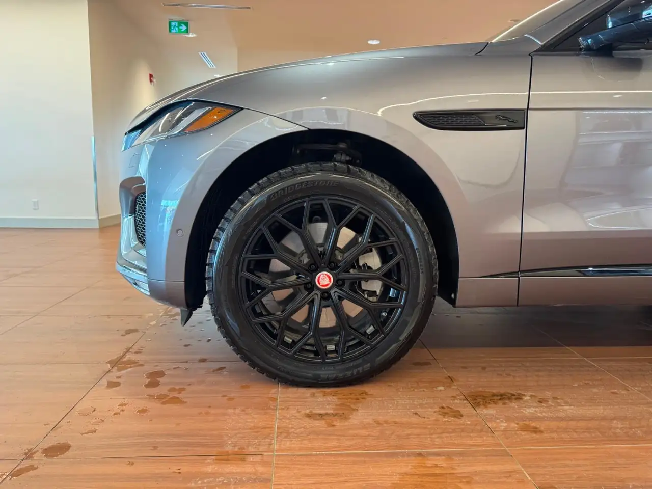 Jaguar F-Pace снимка Jaguar F-Pace