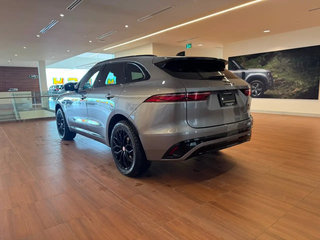 Jaguar F-Pace снимка Jaguar F-Pace