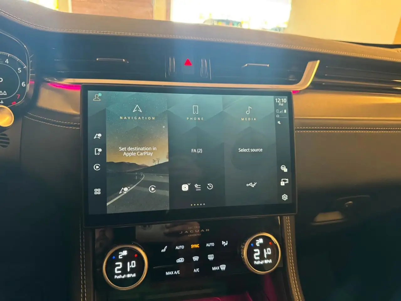 Jaguar F-Pace снимка Jaguar F-Pace