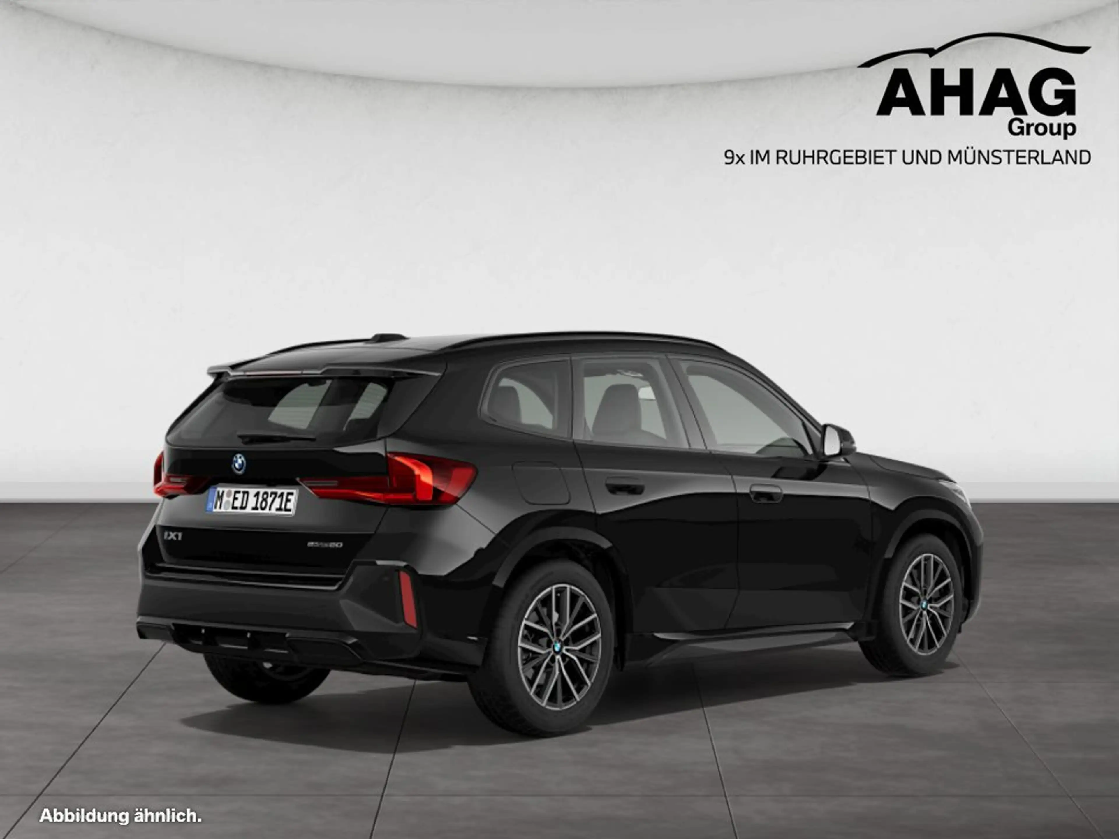 BMW iX1 eDrive20 — photo 2