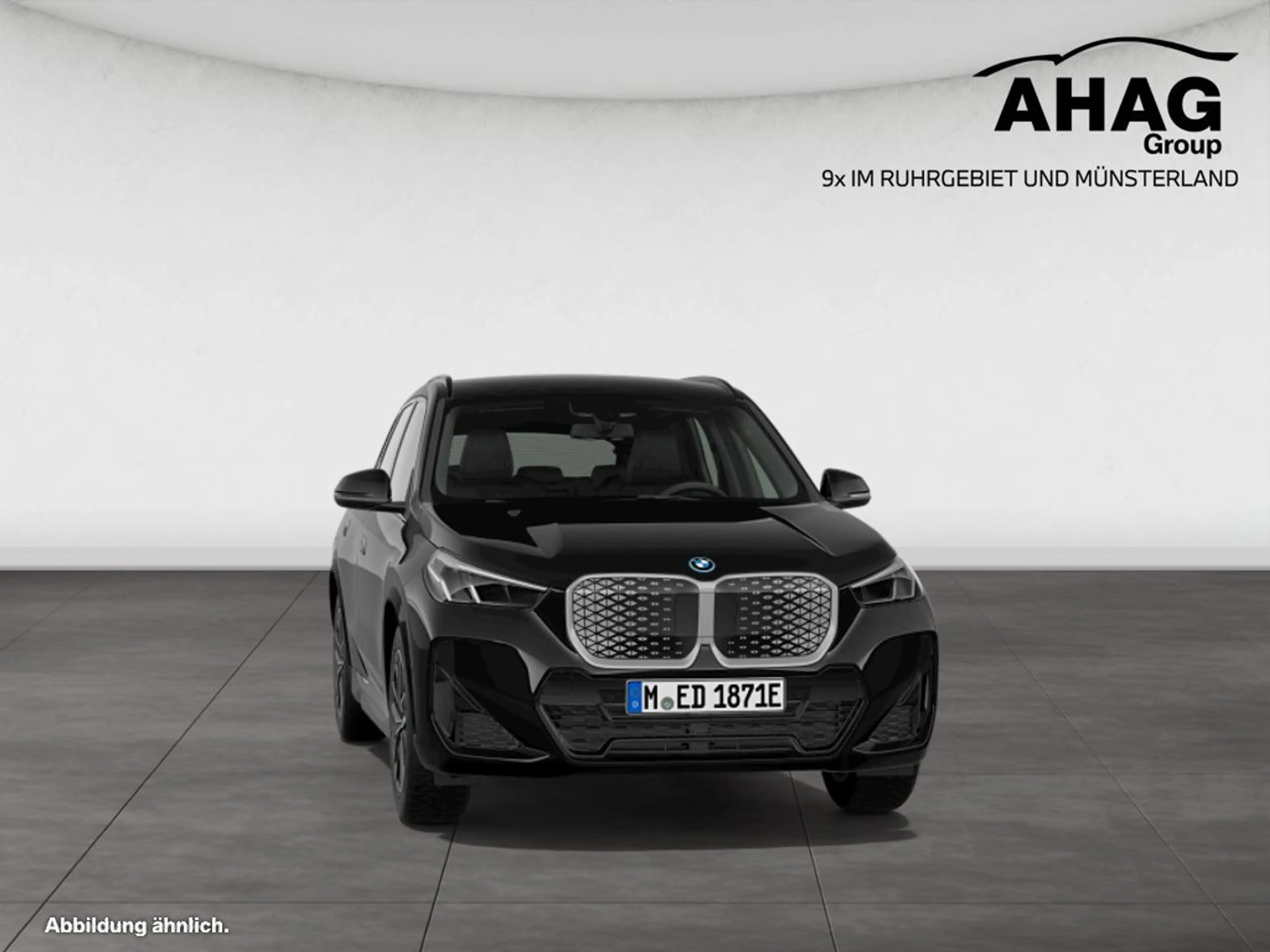 BMW iX1 eDrive20 — photo 10