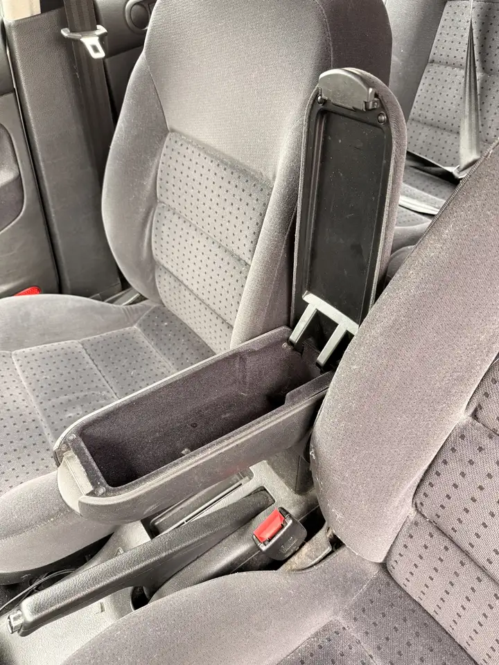 Volkswagen Golf 1.6i Base, foto 11