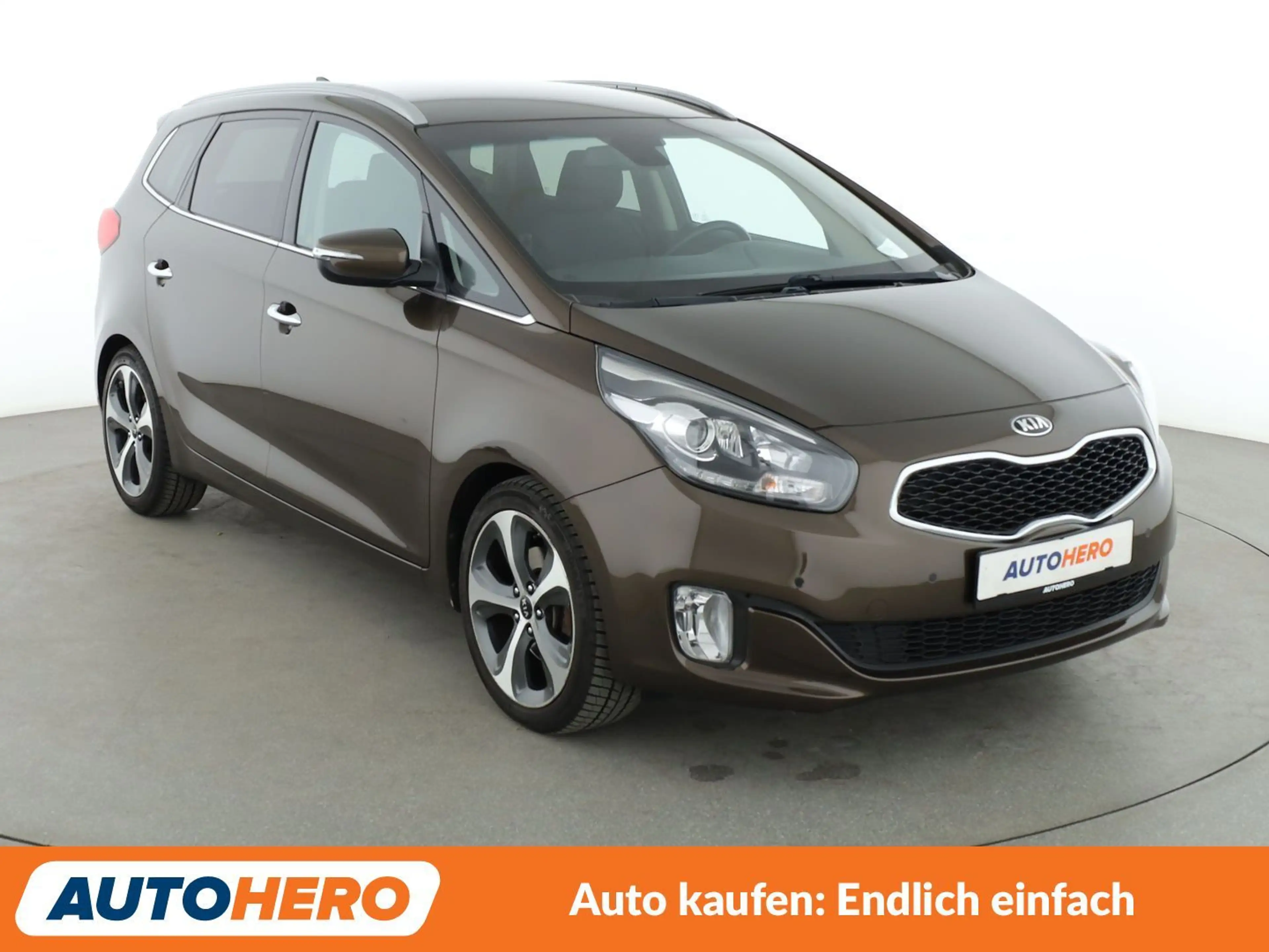 Kia Carens 1.7 CRDi UEFA Euro 2016*NAVI*TEMPO*CAM*PDC* — photo 8