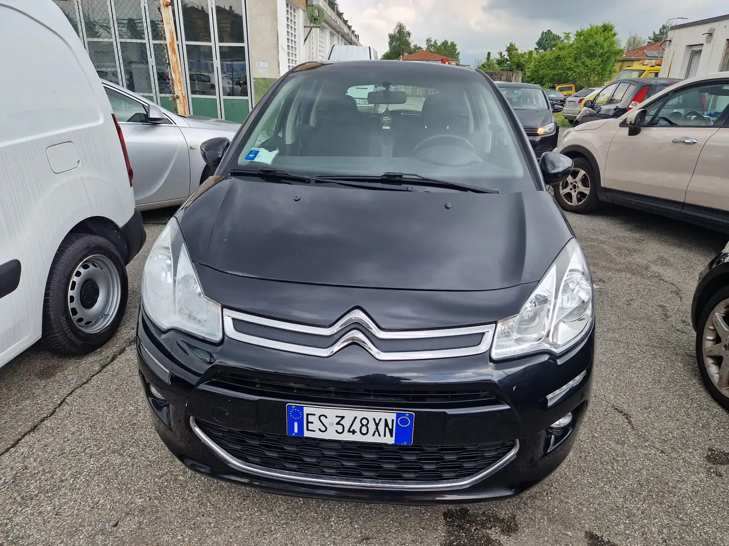 Citroen C3 1.2 puretech (vti) Exclusive 82cv FL - 2