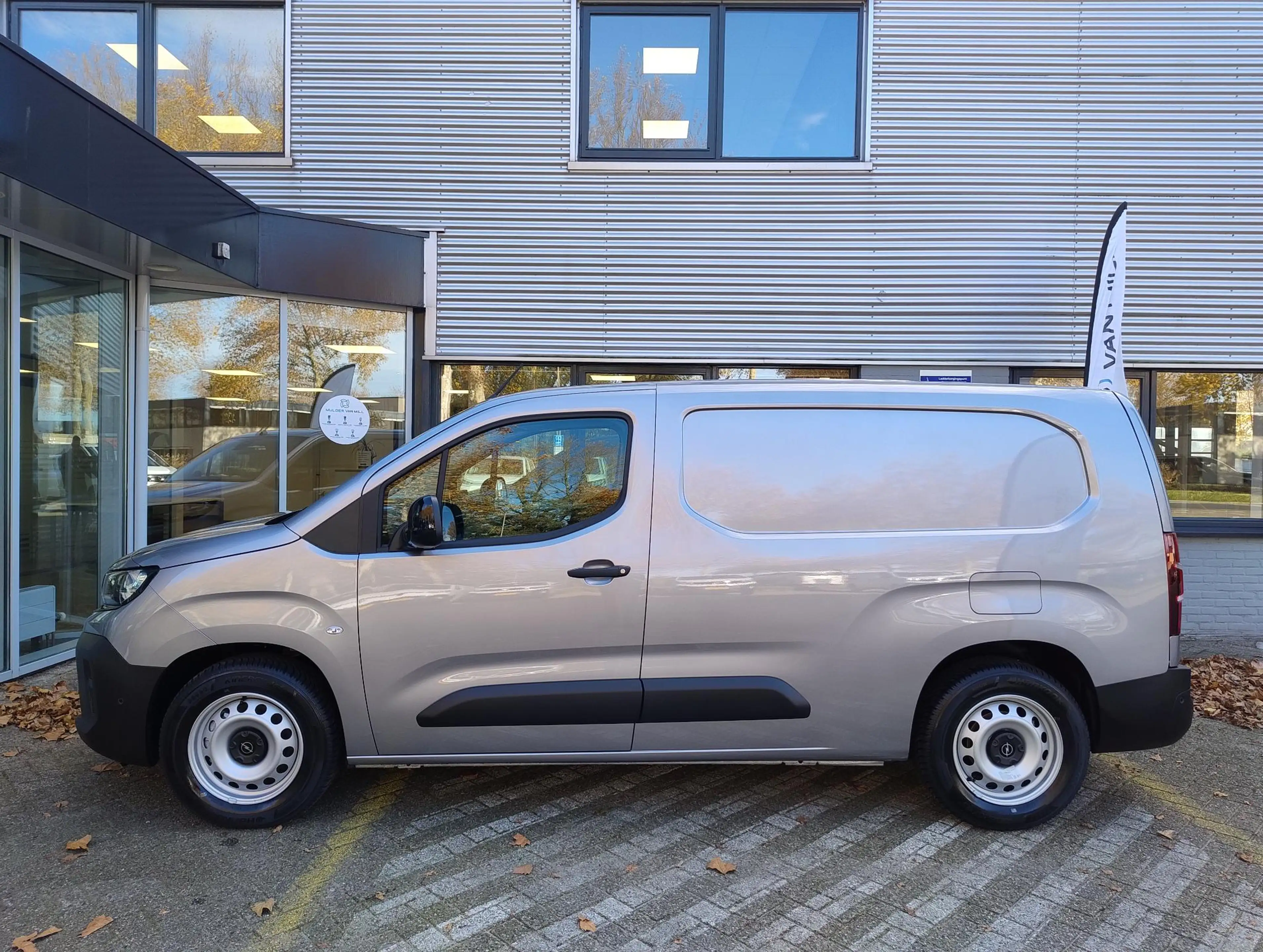 Opel Combo-e Electric L2 50kWh 136pk | ACTIE | 0% financial lea — photo 4