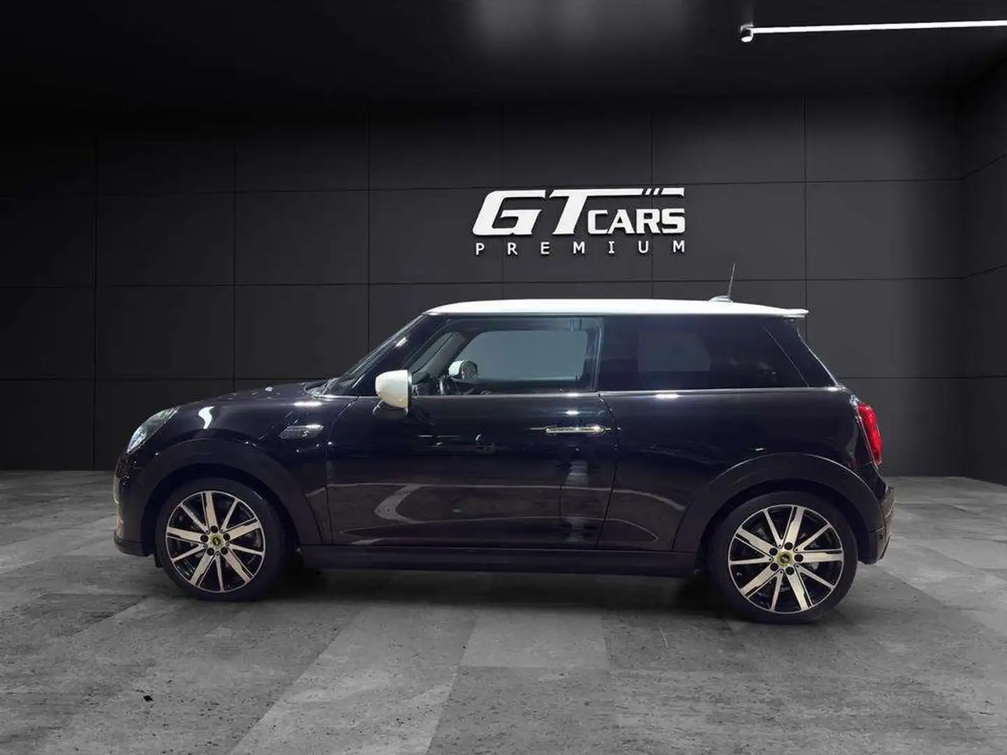 MINI Cooper S SE Zwart - 2