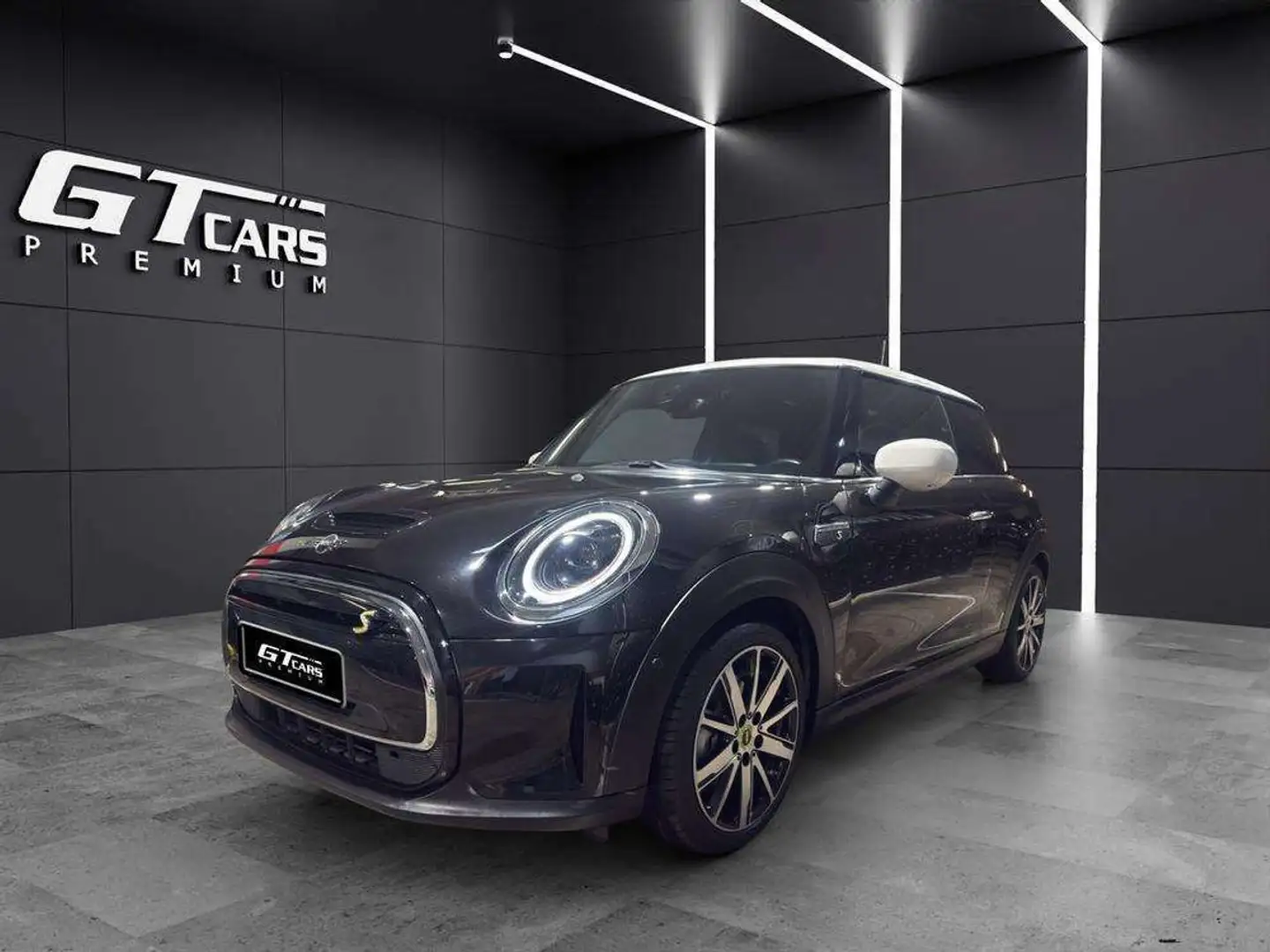 MINI Cooper S SE Zwart - 1
